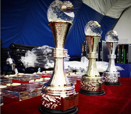 9慈銘董炯杯獎(jiǎng)杯.jpg 9慈銘董炯杯獎(jiǎng)杯.jpg