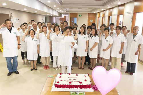 13慈銘體檢望京分院為在崗在職的醫師們慶祝“中國醫師節”.jpg